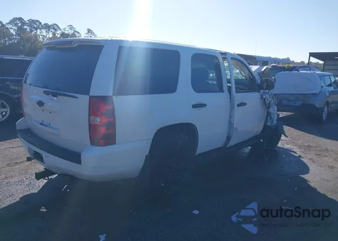 2013 Chevrolet Tahoe Commercial Fleet z USA, uszkodzony, nr VIN 1GNLC2E0XDR343822